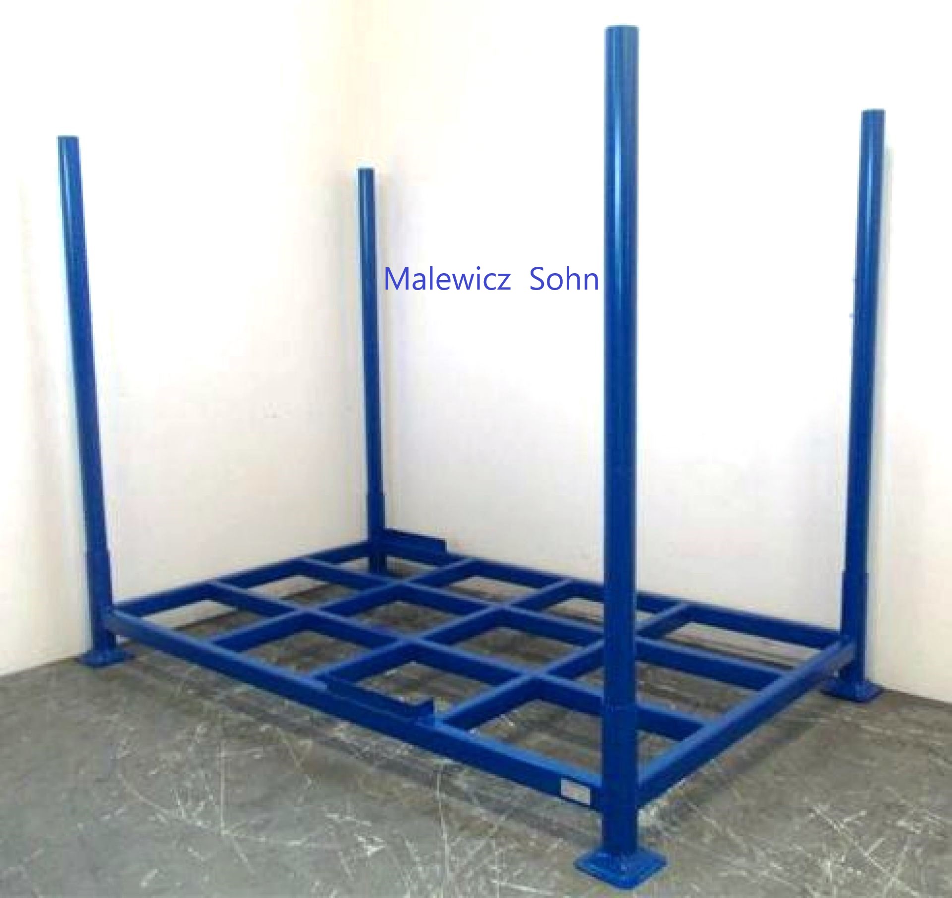 Rungenpalette mit Magazin