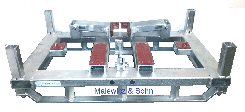 Ladungstraeger-von-Malewicz-011307030-02)