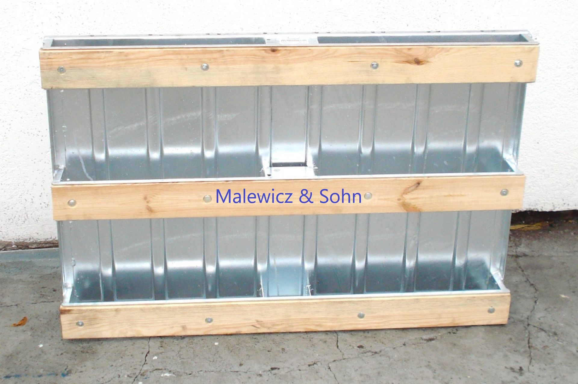 Stahlblechpalette mit Holzkufen