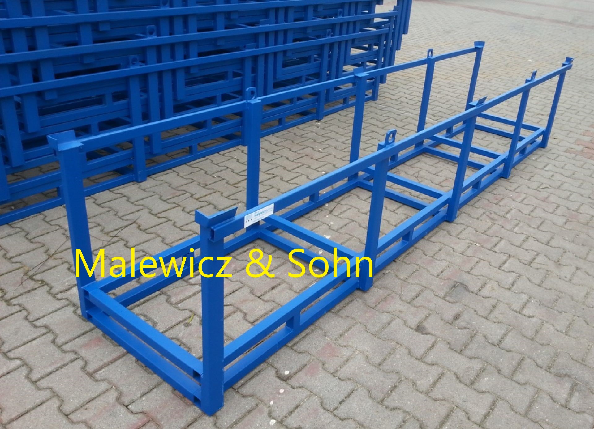 Langgutpalette nestbar