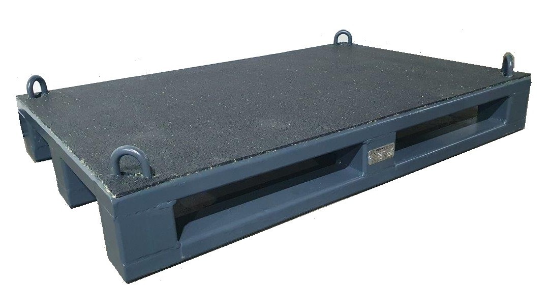 Schwerlastpalette-mit-Zurrösen-und-Antirutschmatte