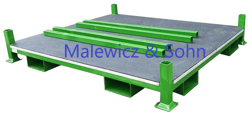 Rungengestell mit Glattblech und Antirutschmatte